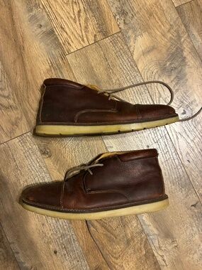 Clarks Chukka boots brown leather